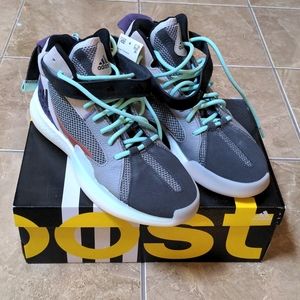 Adidas Posterior Basketball Sneaker (Carbon/Black/Silver)